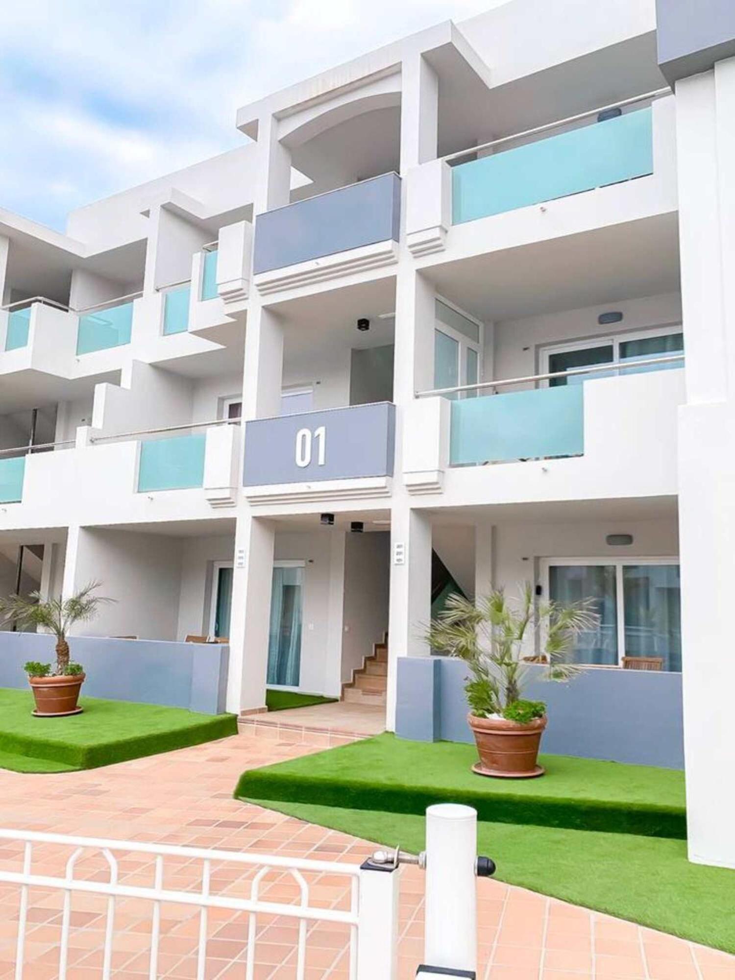 Corralejo Sun Amas House Pool View - Wifi Free By Rentalfue Kültér fotó